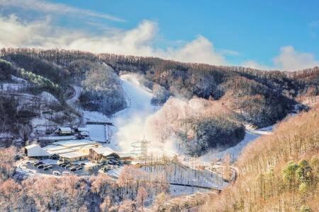 Villa The Great Escape - Min From Parkway With Hot Tub Gatlinburg Exterior foto